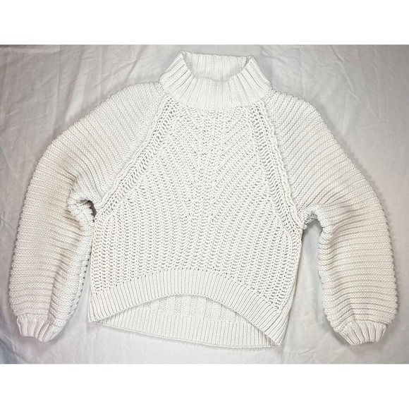 Free People Sweaters - Free People White Chunky Knit Sweater Size Medium Oversized Sleeves Cable Knit